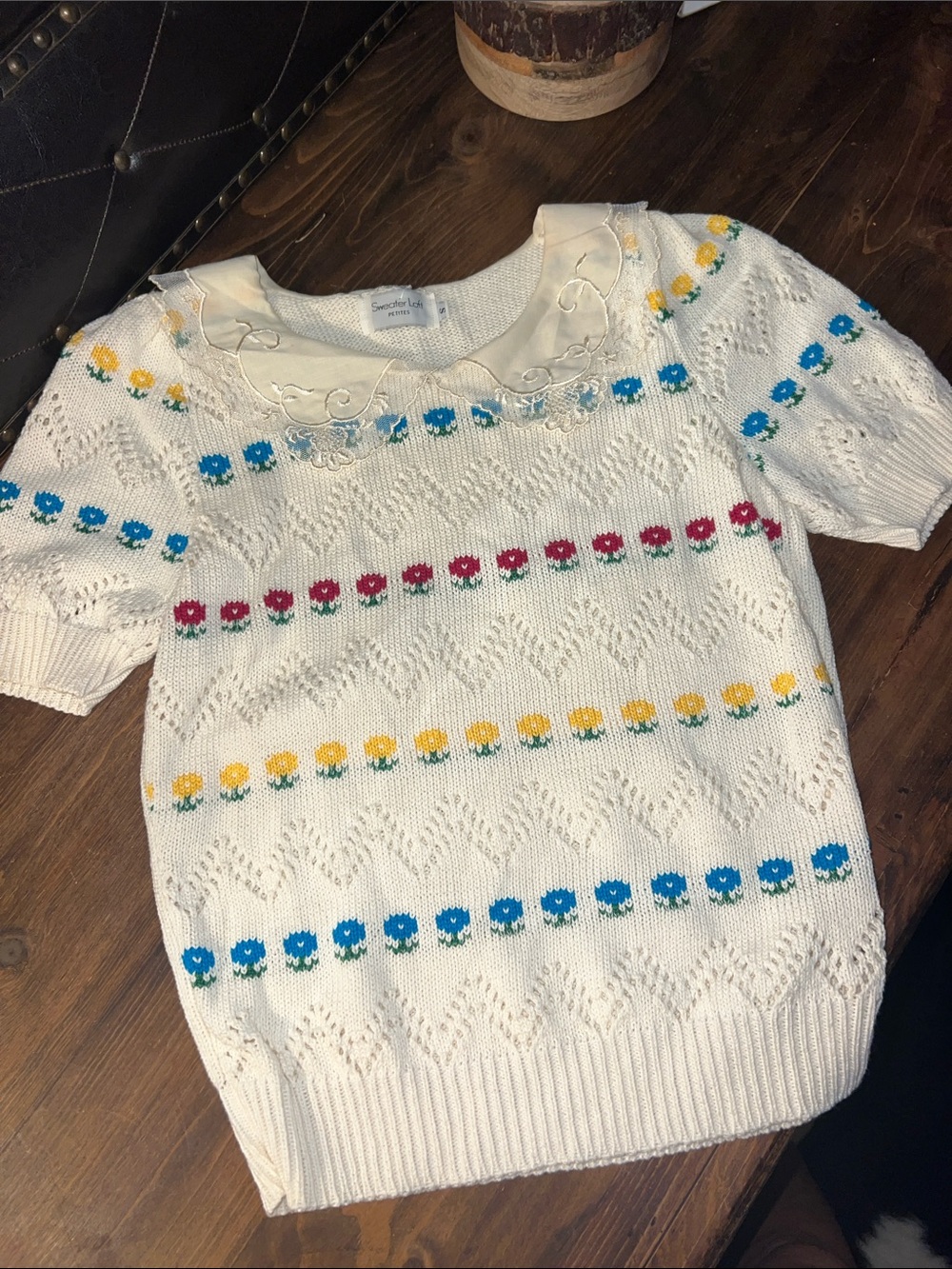 Vintage 80s/90s Sweater Loft Pointelle Sweater- zig zag & floral! SWEET! - Picture 2 of 11
